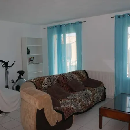 Escarpolette 別荘 *