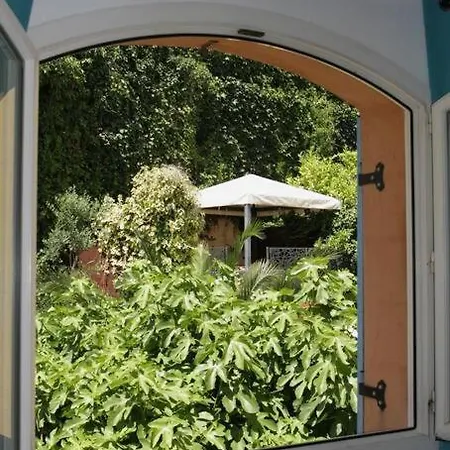 Escarpolette 別荘 *